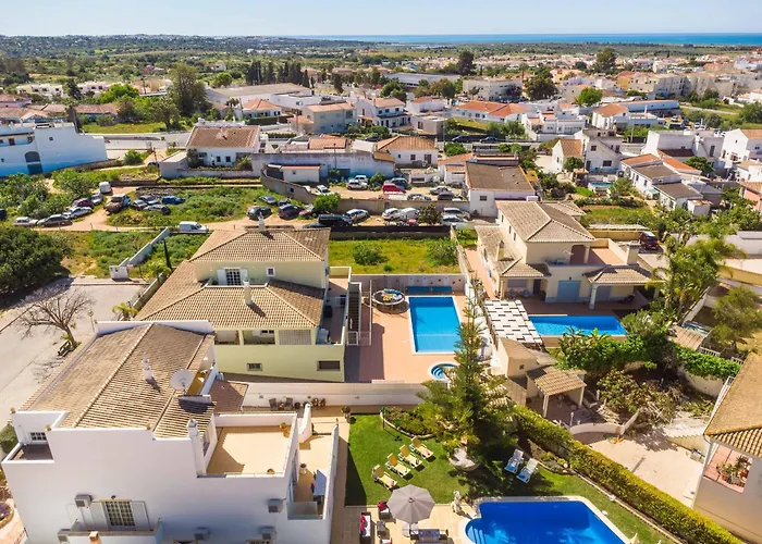 Glamour By Portucasa Villa